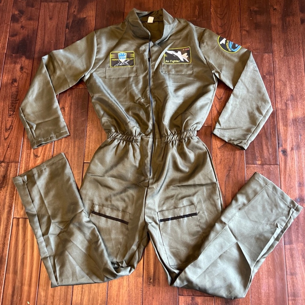 Top Gun Flight Suit. Halloween costume. Adult Small.